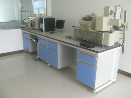 實(shí)驗(yàn)臺(tái)工作臺(tái)使用的時(shí)候，需要注意什么？