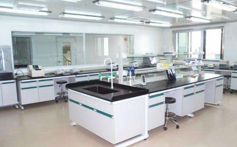 實驗臺的設(shè)備存在哪些常見風(fēng)險？