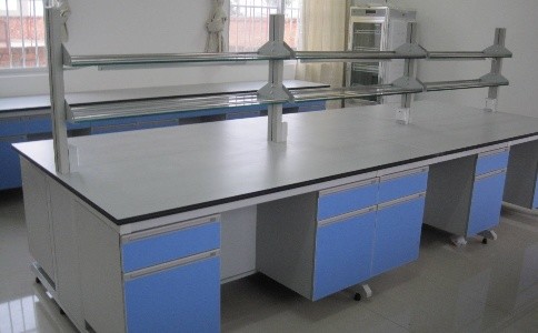 淺析實驗臺選擇環(huán)氧樹脂臺面的優(yōu)勢