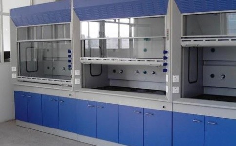 成都通風柜廠家：使用通風柜需要注意的事項包含哪些？  