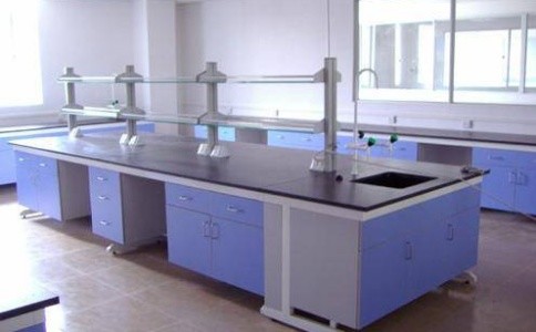 成都實(shí)驗(yàn)臺(tái)安全距離方面有哪些規(guī)定？