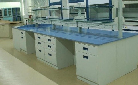 全套成都實驗室家具包含哪些家具設備？